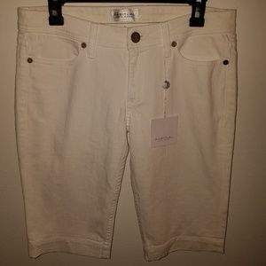 Habitual Jen Bermuda Short - NWT